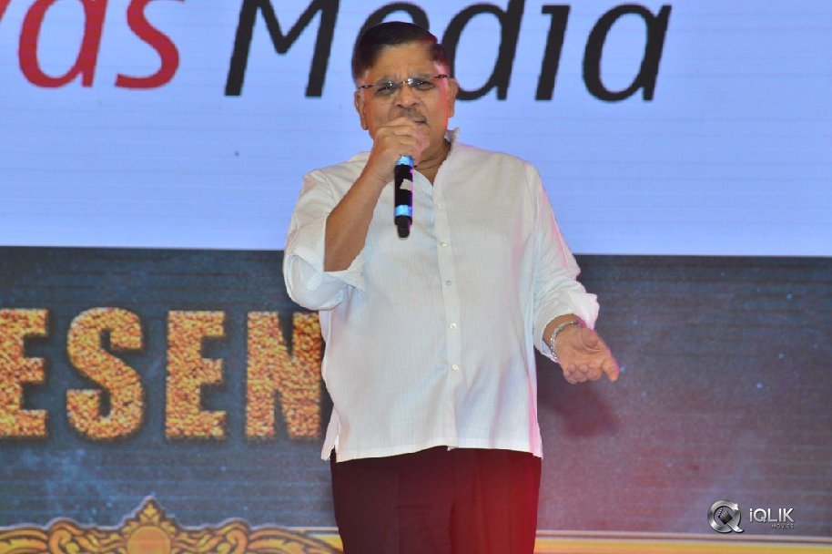 Vinaya-Vidheya-Rama-Movie-Pre-Release-Event